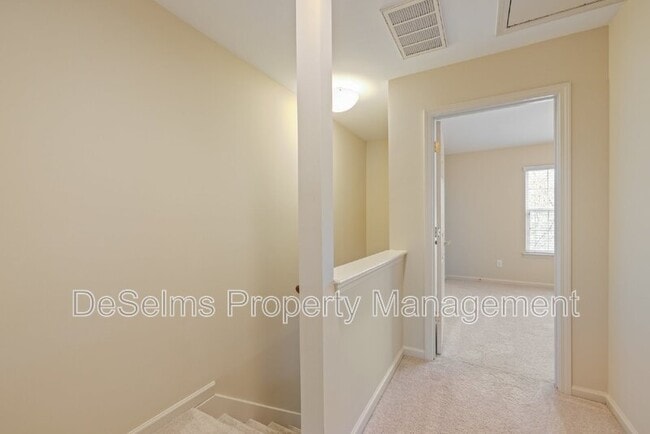 Building Photo - 1101 Downs Blvd