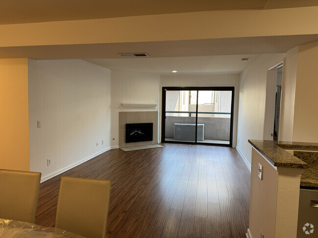 Building Photo - 8300 Manitoba St