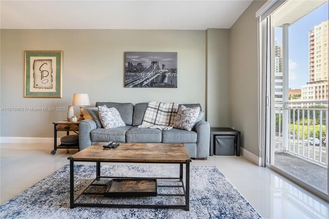 Building Photo - 7270 SW 88th St