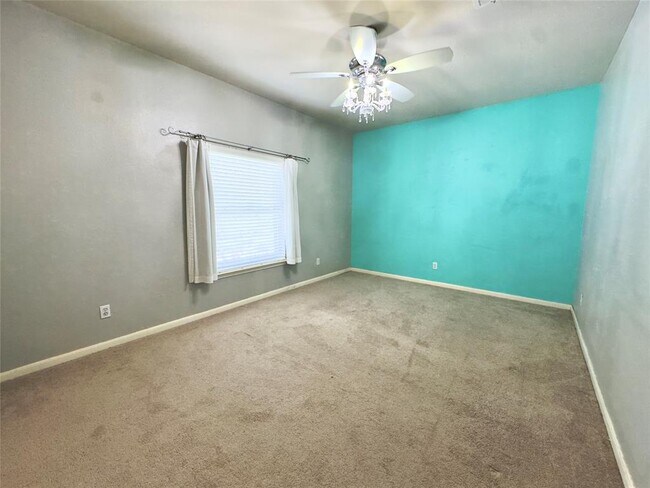 Building Photo - 401 Witte Rd