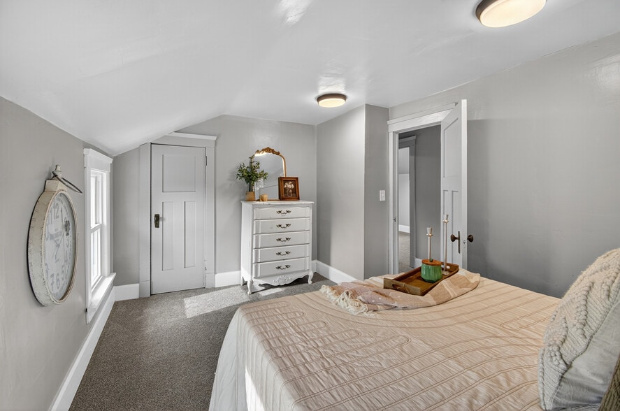 Building Photo - 3015 19th St