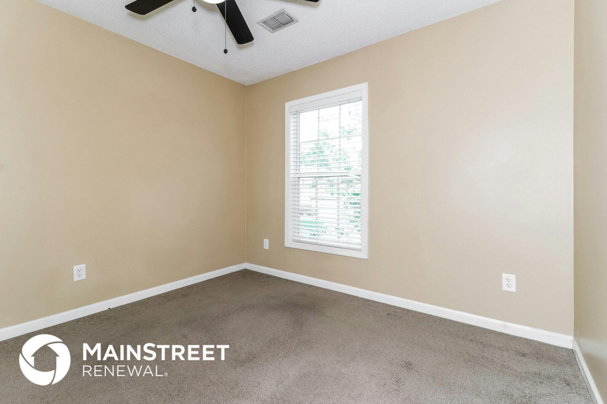 Building Photo - 835 Eagle Creek Dr NW