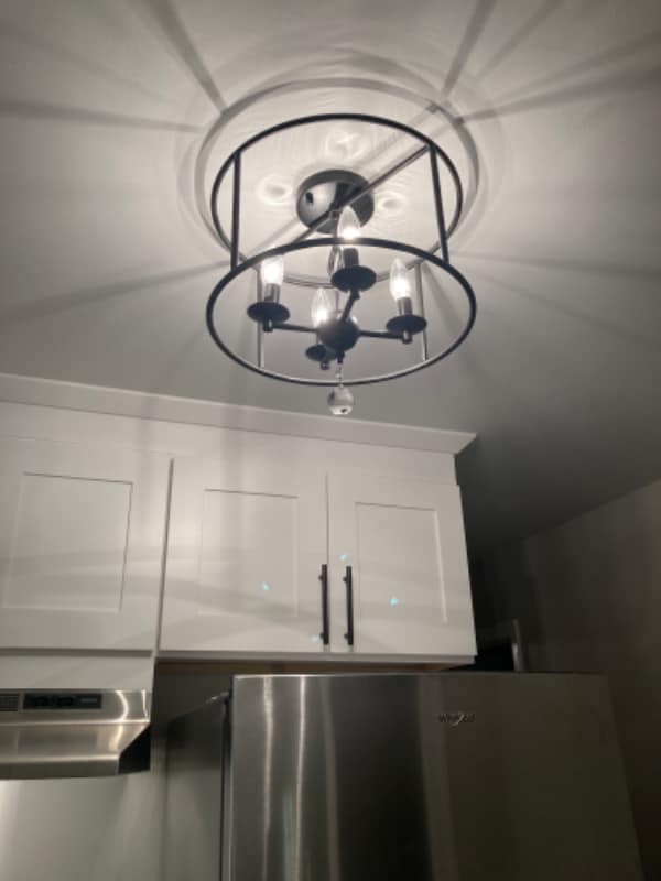 Building Photo - 1050 Stonybridge or Stoneybridge Dr