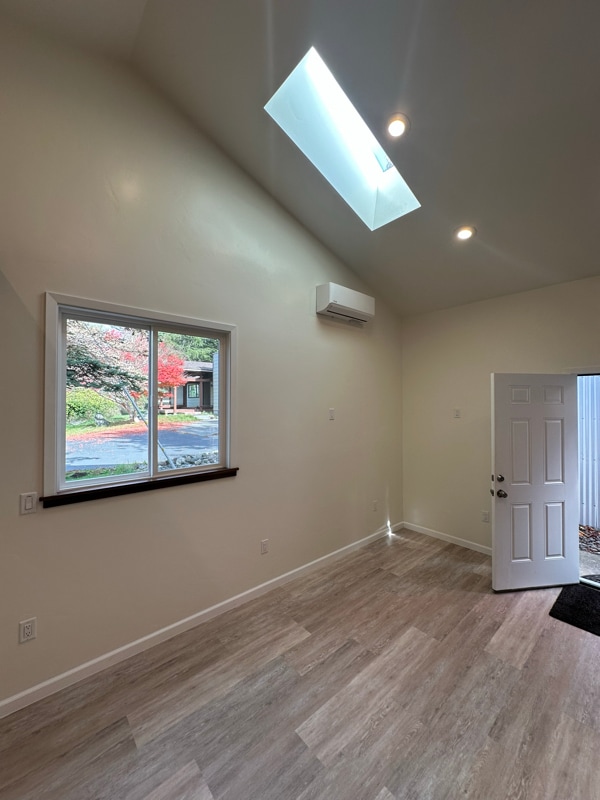 Building Photo - 1139 Azalea Ave