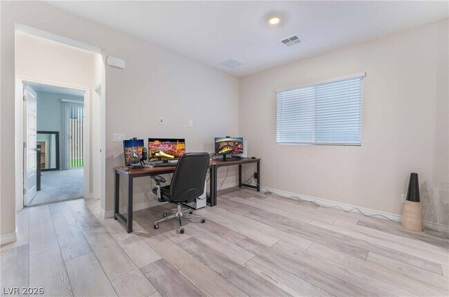 Building Photo - 4436 Panoramic View Ave