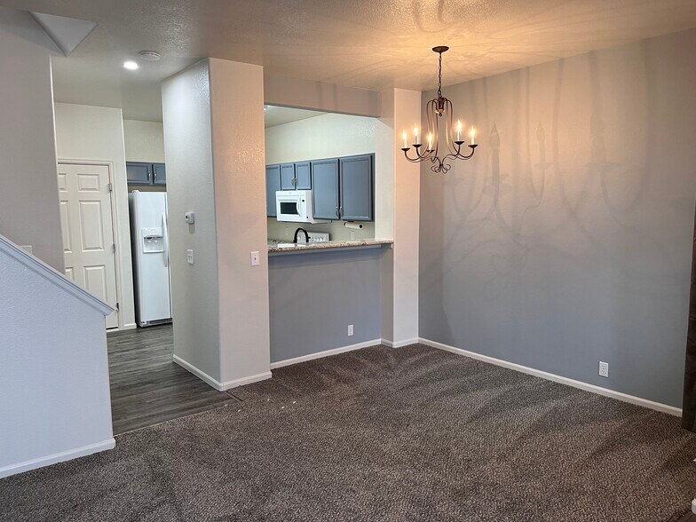 Building Photo - 1888 Reilly Grv