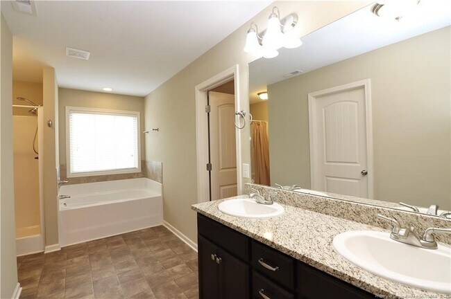 Building Photo - 1804 Gentle Bend Way