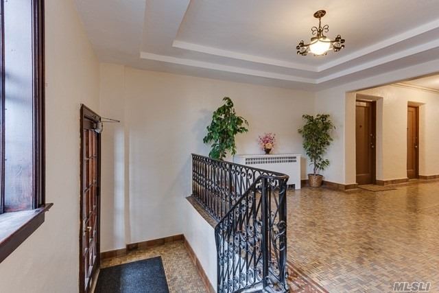 Building Photo - 250 Harrison Ave