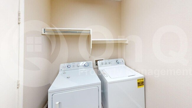 Building Photo - 1003 Blackwell Dr