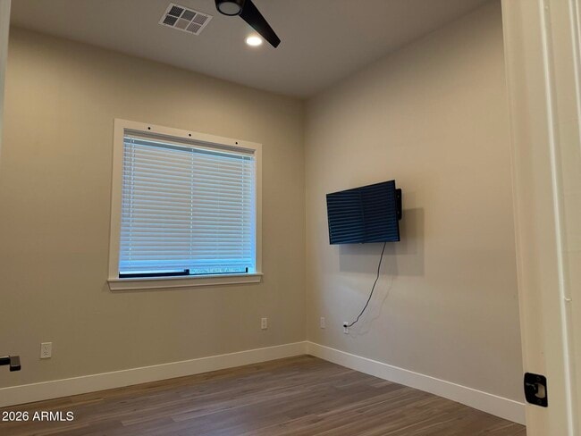 Building Photo - 8736 E Joshua Tree Ln