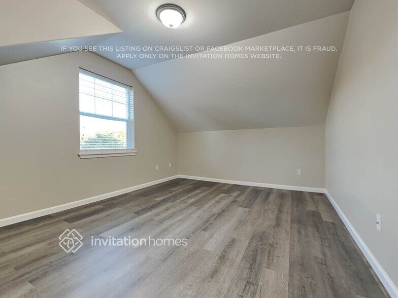 Building Photo - 2531 10th Ct SE