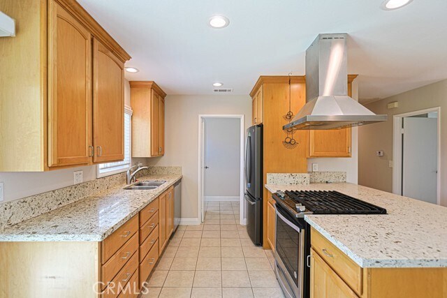 Building Photo - 6471 Brown