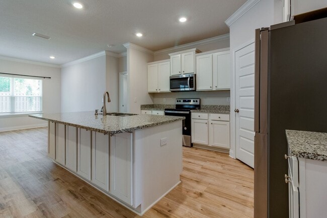 Building Photo - Turnkey 3 Bedroom Home in Firefly Community at Hammock Bay!