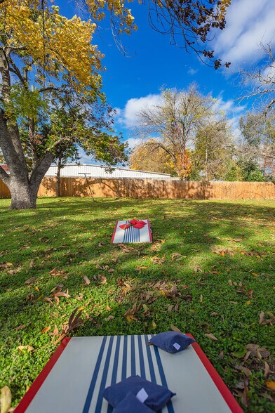 Building Photo - 3415 Shelby Ave