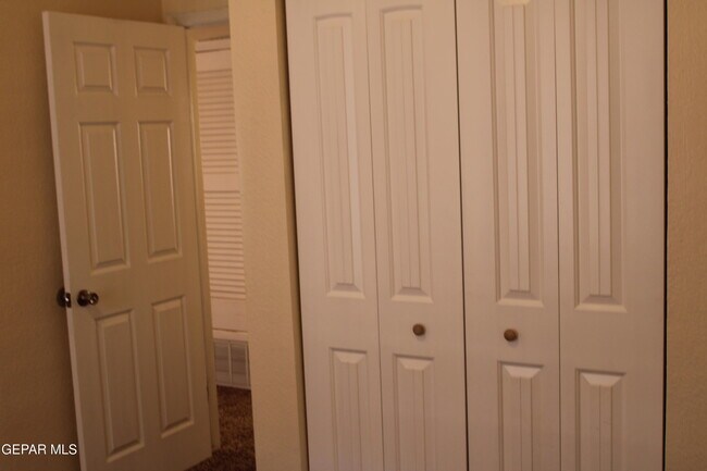 Building Photo - 11736 Trey Burton Dr