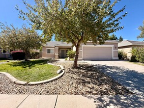 Building Photo - 10647 Vista Bonita Ln