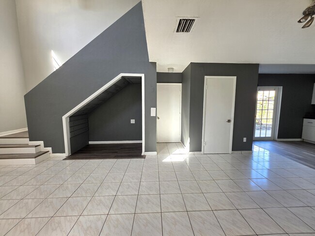 Building Photo - 11951 SW 271st Terrace