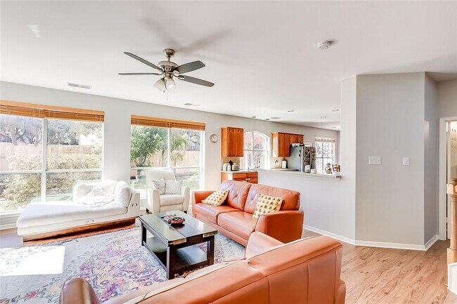 Building Photo - 9001 Sunburst Terrace