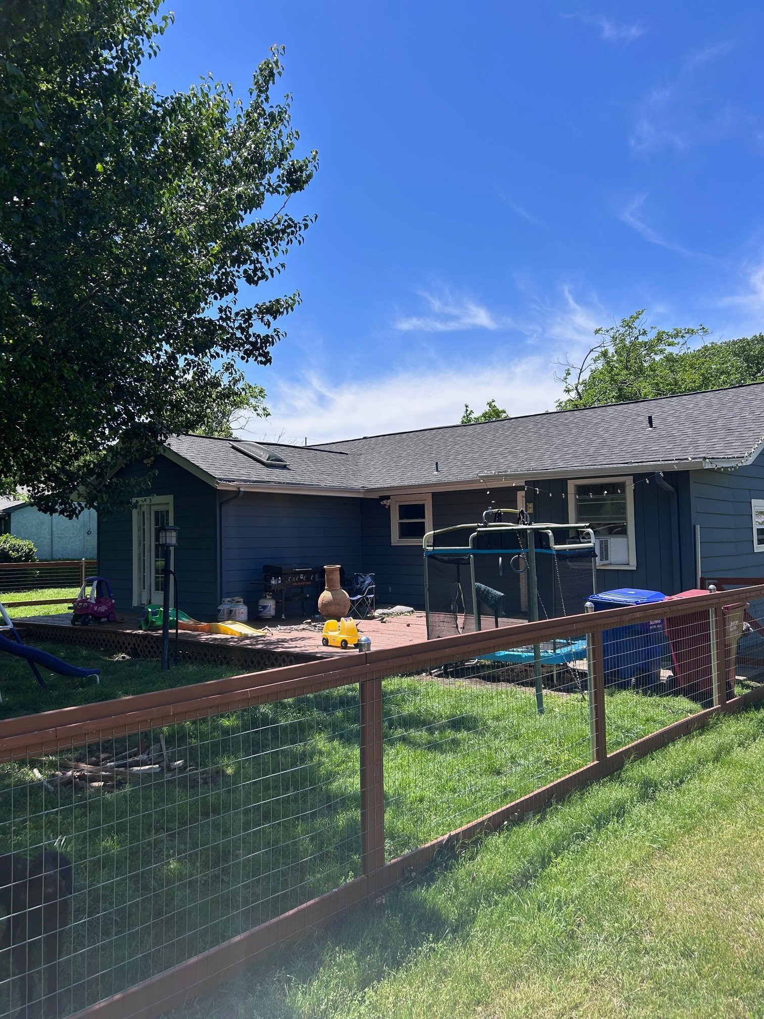 Building Photo - 1102 Walnut St