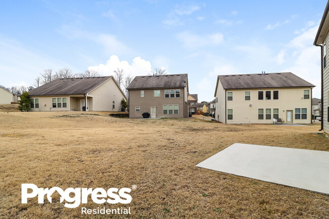 Building Photo - 831 Collingsworth Ln NE