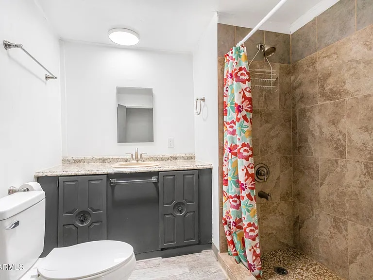 Building Photo - 110 E Jennifer Ln