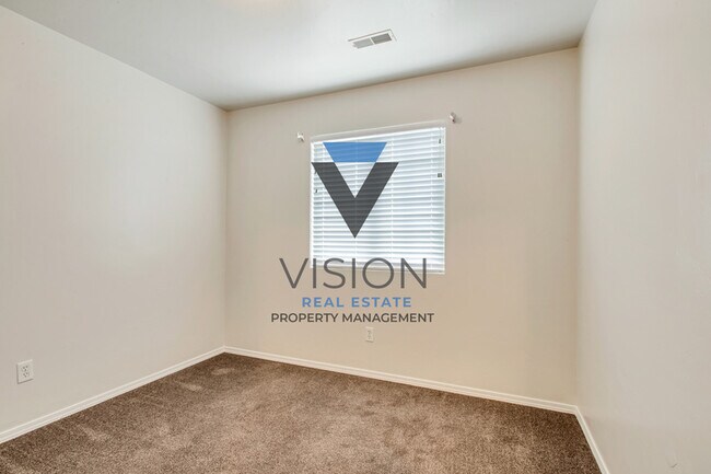 Building Photo - 10881 Pine Shadow Rd