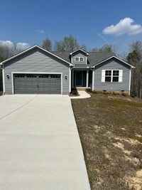 Building Photo - 153 Harmony Trl