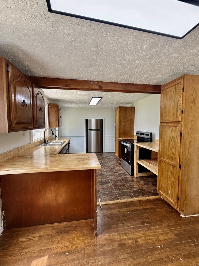 Building Photo - 1135 KY-519