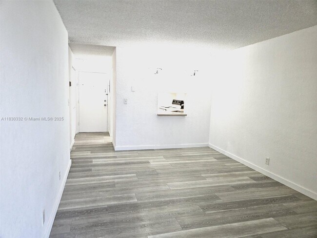 Building Photo - 4550 NW 9th St