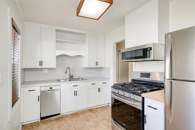 Building Photo - 4804 Tanney St