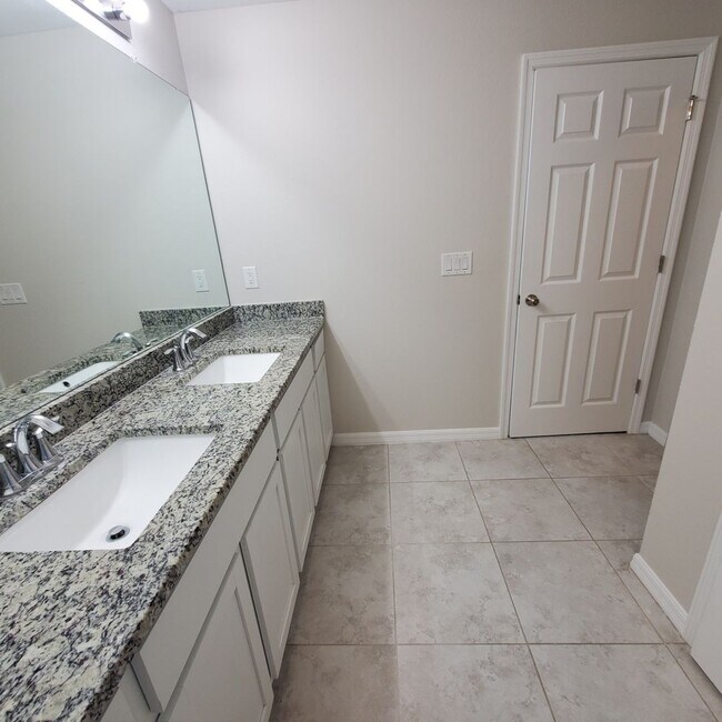 Building Photo - Coming Soon! 4 Bedroom 2 Bath Annual Rental in NW Cape!