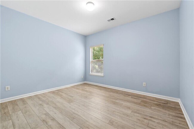 Building Photo - 5430 Breckinridge Ln