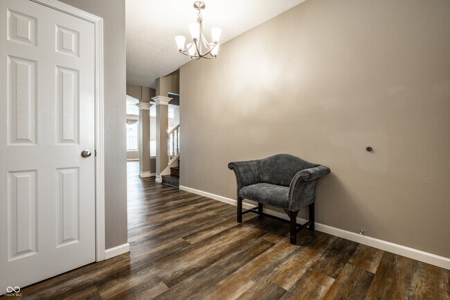 Building Photo - 8342 Stark Dr