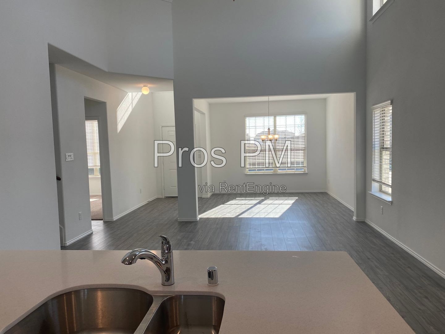 Building Photo - 2257 Obsidian Dr