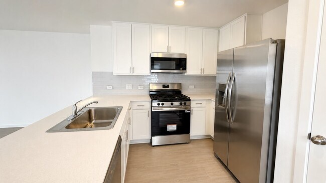 Building Photo - 3132 Wild Dunes Dr