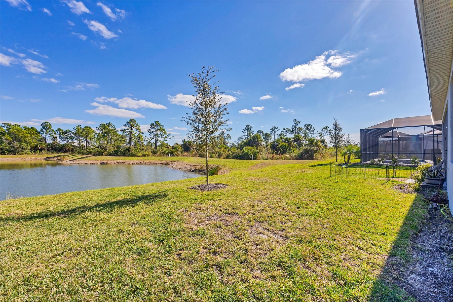 Building Photo - 11314 Pinot Dr