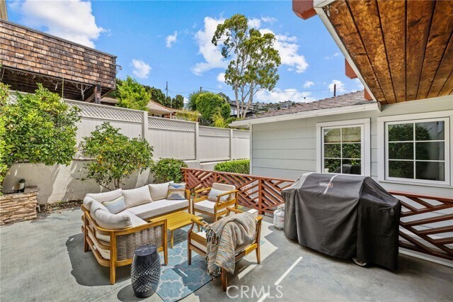 Building Photo - 107 High Dr