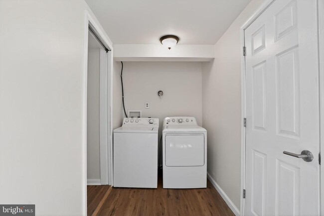 Building Photo - 540 Martins Corner Rd