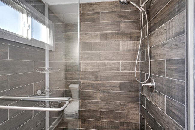 Building Photo - 3225 Illinois Rd