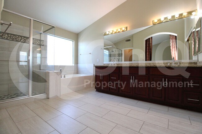 Building Photo - 4604 E Prickly Pear Trail