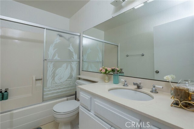 Building Photo - 22816 Hilton Head Dr