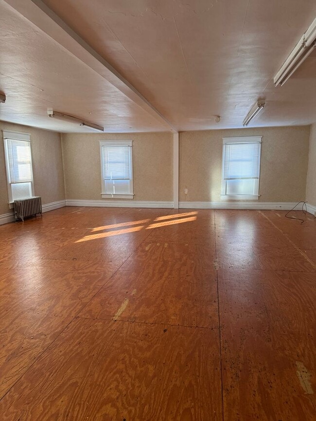 Building Photo - 1807 Moravia St