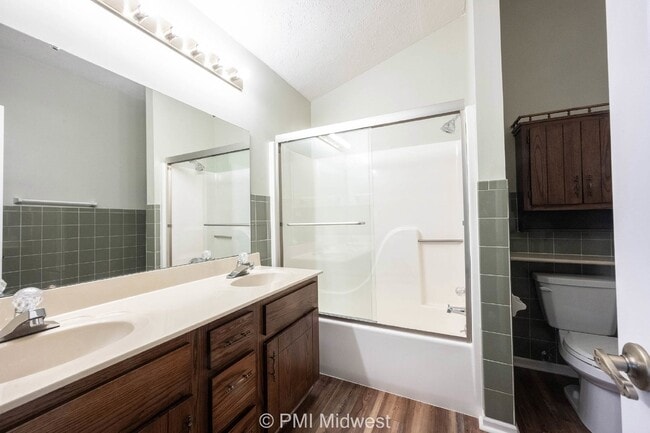Building Photo - 860 Sable Ridge Dr