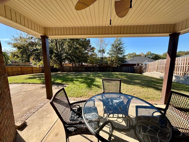 Building Photo - 4477 Country Glen Cir