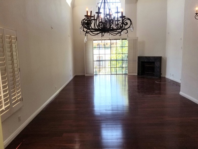 Living Room - 10620 Eastborne Ave