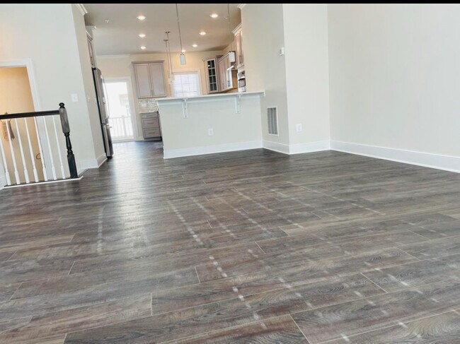 Building Photo - 7197 McHenry Pl