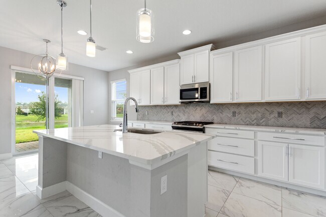 Building Photo - 1125 Victoria Hills Dr S