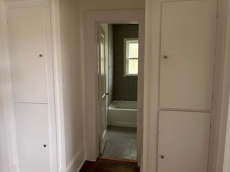 Hallway - 1095 W Main St