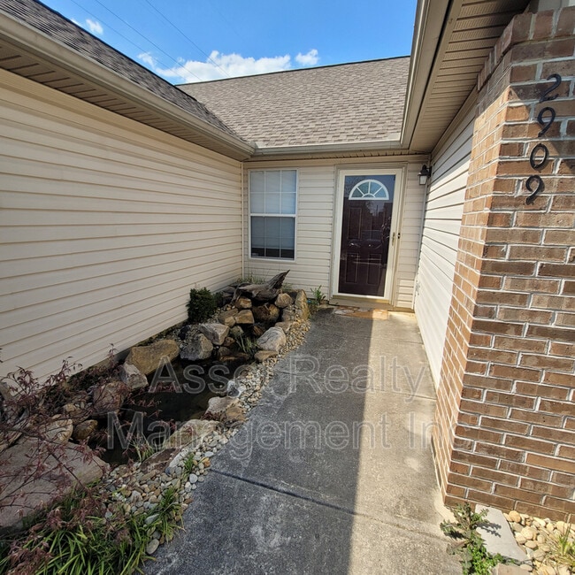 Building Photo - 2909 Billings Way
