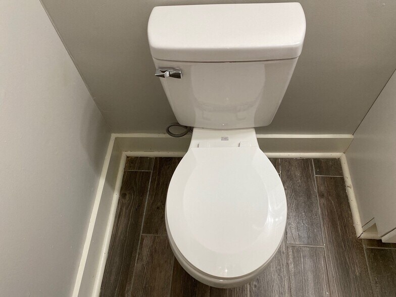 Building Photo - 505 Pearson Dr